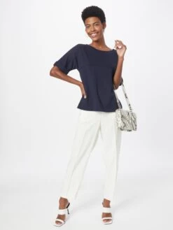 Imperial T-shirts T-shirt Femme Bleu Foncé -Pas Cher Univers T-shirt Magasin 04ae49ca87b7ac90d6773af8e7c36846