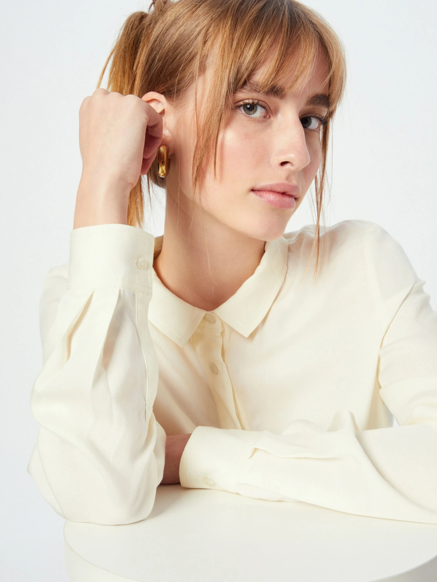 Polos T-shirt Asune Femme Crème 4 Polos T-shirt Asune Femme Crème – Image 2