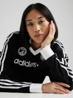 Adidas Originals Polos T-shirt SOCCER Femme Noir -Pas Cher Univers T-shirt Magasin 2b3f54b60551da4053cb220f59370f76