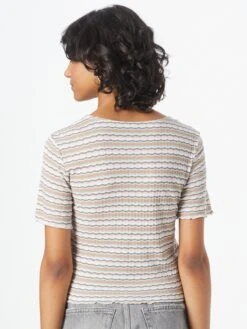 Pieces T-shirts T-shirt Femme Rose -Pas Cher Univers T-shirt Magasin 4cce1a08fd626529d4c3a39a34b0ceb1