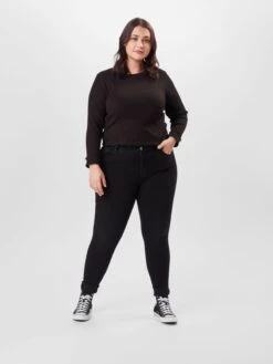 T-shirts à Manches Longues T-shirt Nanna Femme Noir -Pas Cher Univers T-shirt Magasin 57ad87b85535e39ac3fb4dc1db9886dd