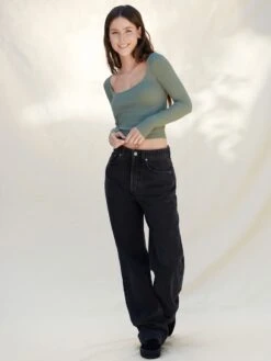 T-shirts à Manches Longues T-shirt Nicola Femme Vert -Pas Cher Univers T-shirt Magasin 7d908090c111718d0a97ec0bc37b800d