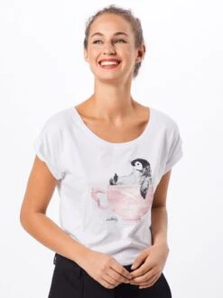 Iriedaily T-shirts T-shirt Pingulax Femme Blanc 9 Iriedaily T-shirts T-shirt Pingulax Femme Blanc -Pas Cher Univers T-shirt Magasin 9552a1219366833627d12a95af6473b0
