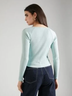 QS By S.Oliver T-shirts à Manches Longues T-shirt Femme Vert Pastel -Pas Cher Univers T-shirt Magasin 966bb6124cab3905e24a3fa3278fd287