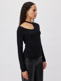 T-shirts à Manches Longues T-shirt Hendrieke Femme Noir -Pas Cher Univers T-shirt Magasin 9d1d668c9d68a0a00ca7e8766ffcebaa