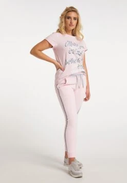 Bruno Banani T-shirts T-shirt Hughes Femme Rose Pastel 9 Bruno Banani T-shirts T-shirt Hughes Femme Rose Pastel -Pas Cher Univers T-shirt Magasin b09827c29a410aa49505477912f4df50