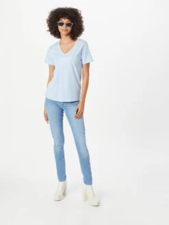 Pepe Jeans T-shirts T-shirt WENDY Femme Bleu Clair -Pas Cher Univers T-shirt Magasin b49ffedce97bec04ce11299788cc8d6c