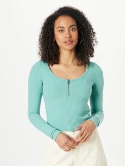 Hollister T-shirts à Manches Longues T-shirt Femme Menthe 9 Hollister T-shirts à Manches Longues T-shirt Femme Menthe -Pas Cher Univers T-shirt Magasin cab2ffe71e748b667a7ea529be982b73