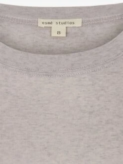 Esmé Studios T-shirts à Manches Longues T-shirt ESMila Loose Femme Gris -Pas Cher Univers T-shirt Magasin d9db5c025d7b19c6785e1a08bd9773a2
