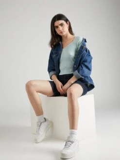 QS By S.Oliver T-shirts à Manches Longues T-shirt Femme Vert Pastel -Pas Cher Univers T-shirt Magasin e150f9b965645f7dd6d812358242f22e