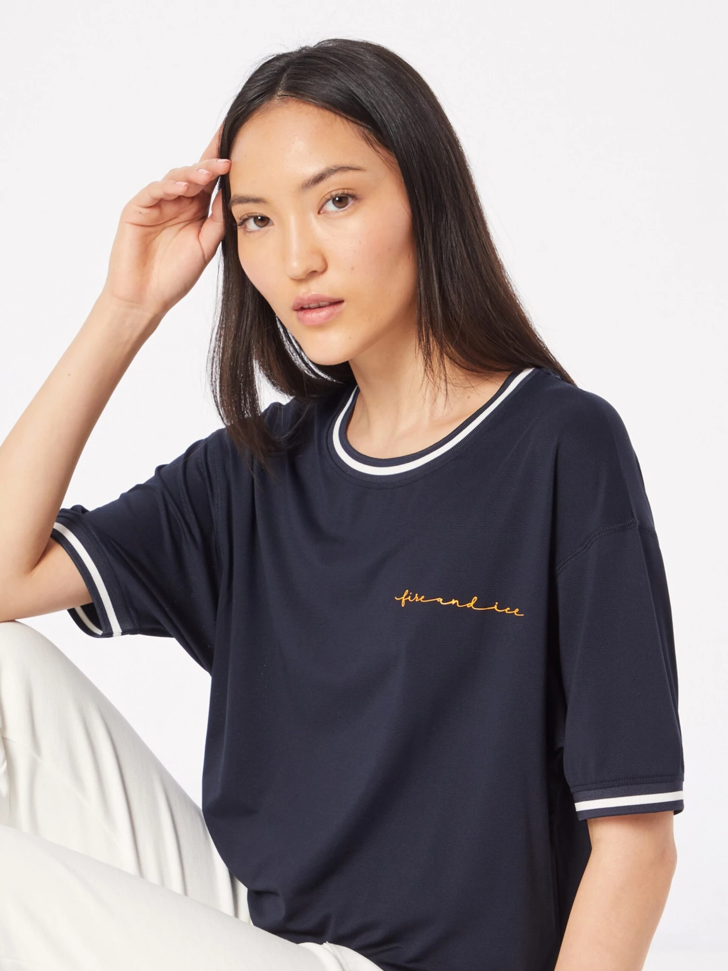 BOGNER FIRE+ICE T-shirts T-shirt CANDICE Femme Bleu Marine 4 BOGNER FIRE+ICE T-shirts T-shirt CANDICE Femme Bleu Marine – Image 2