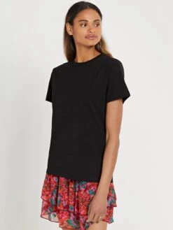 Shiwi T-shirts T-shirt TARIFA Femme Noir -Pas Cher Univers T-shirt Magasin ebb5efaab32022e0179abed16b0b9268