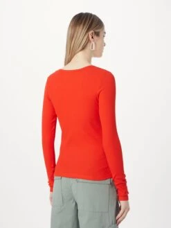 Monki T-shirts à Manches Longues T-shirt Femme Rouge 10 Monki T-shirts à Manches Longues T-shirt Femme Rouge -Pas Cher Univers T-shirt Magasin efea8e8544c74e3ab705c8169c7fc7d6