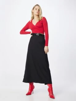 About You T-shirts à Manches Longues T-shirt Georgina Femme Rouge -Pas Cher Univers T-shirt Magasin fba4120a646334b686634647a1ec254a