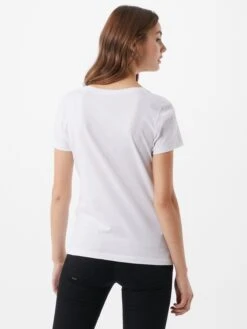 T-shirts T-shirt Ice Therapy Femme Blanc -Pas Cher Univers T-shirt Magasin ff093c70df10583baf4a989a7667a7fc